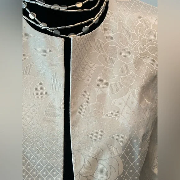 Gorgeous! Talbots Car Coat Floral Jacquard Long Line Jacket Vanilla Off-White 8P - Picture 14 of 16